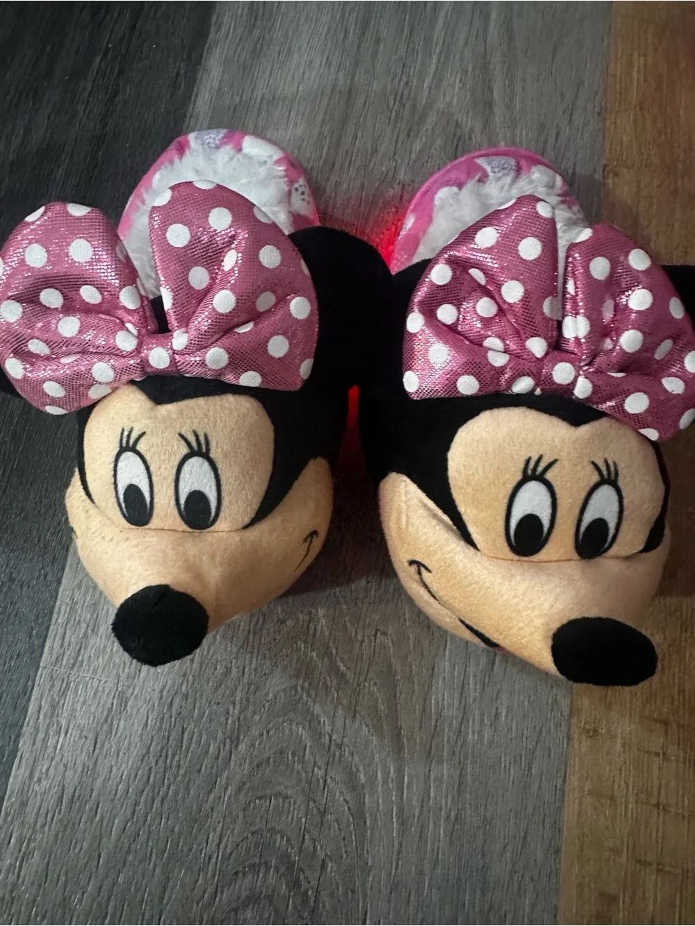 minnie mouse slippers
